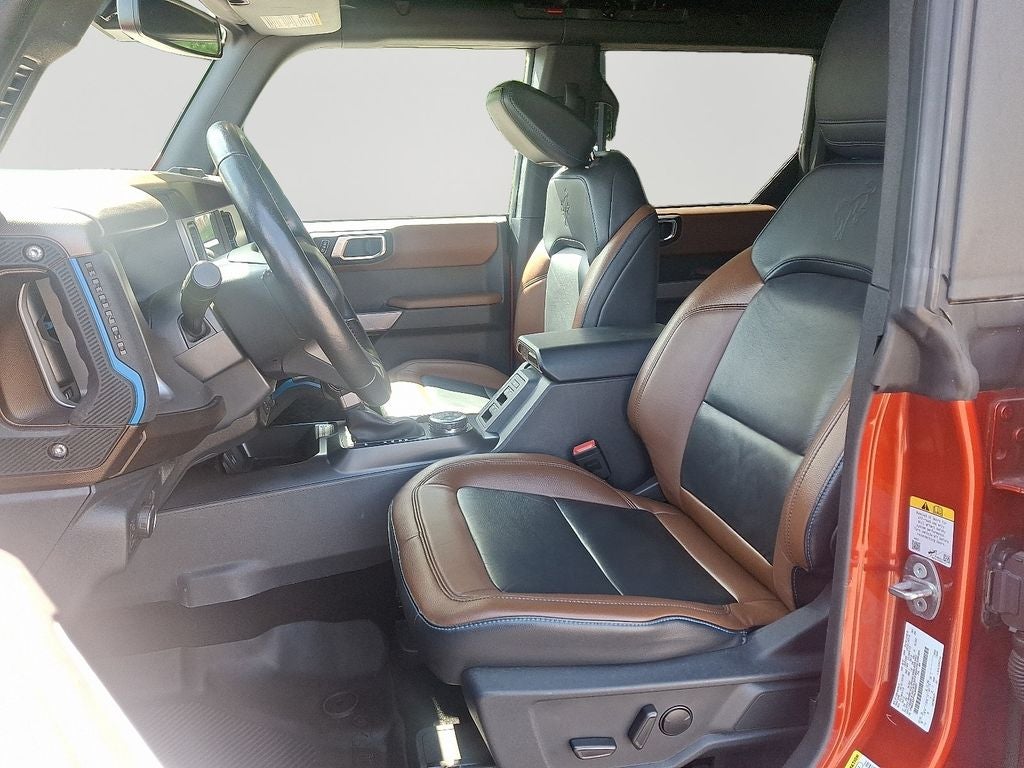 2022 Ford Bronco Outer Banks BASE