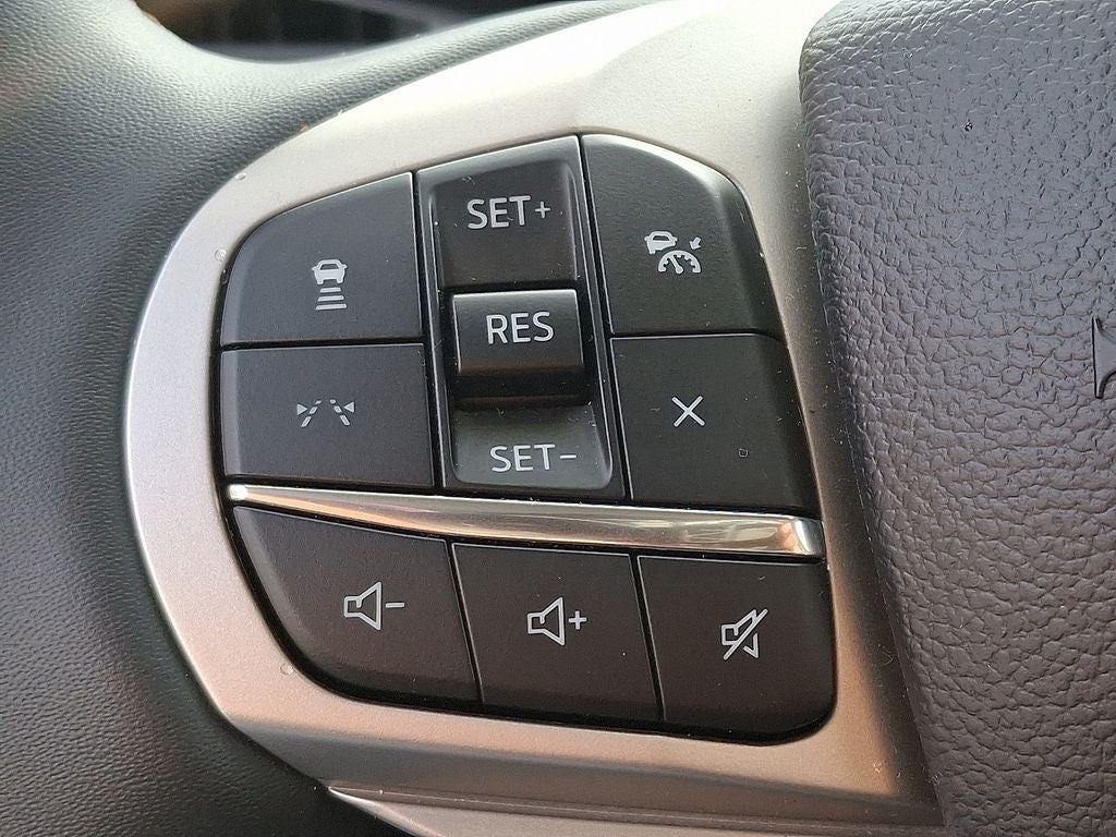 2025 Ford Explorer Active BASE