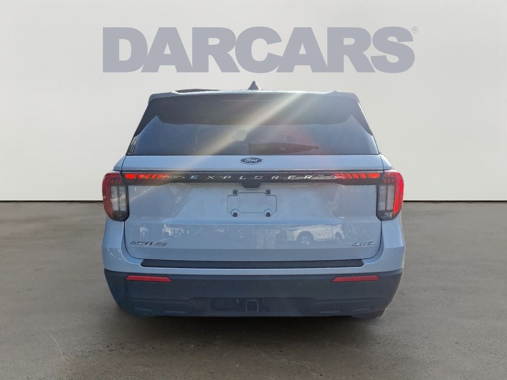 2025 Ford Explorer Active BASE