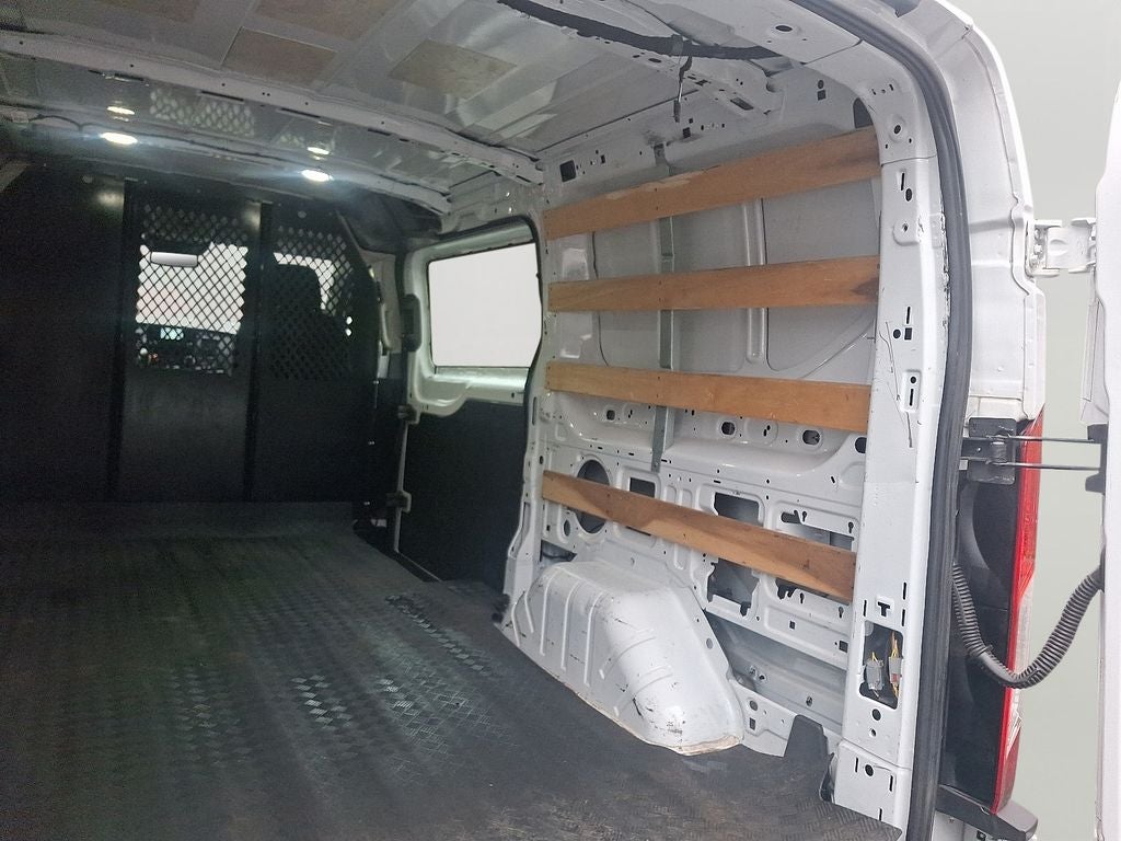 2022 Ford Transit-250 Base