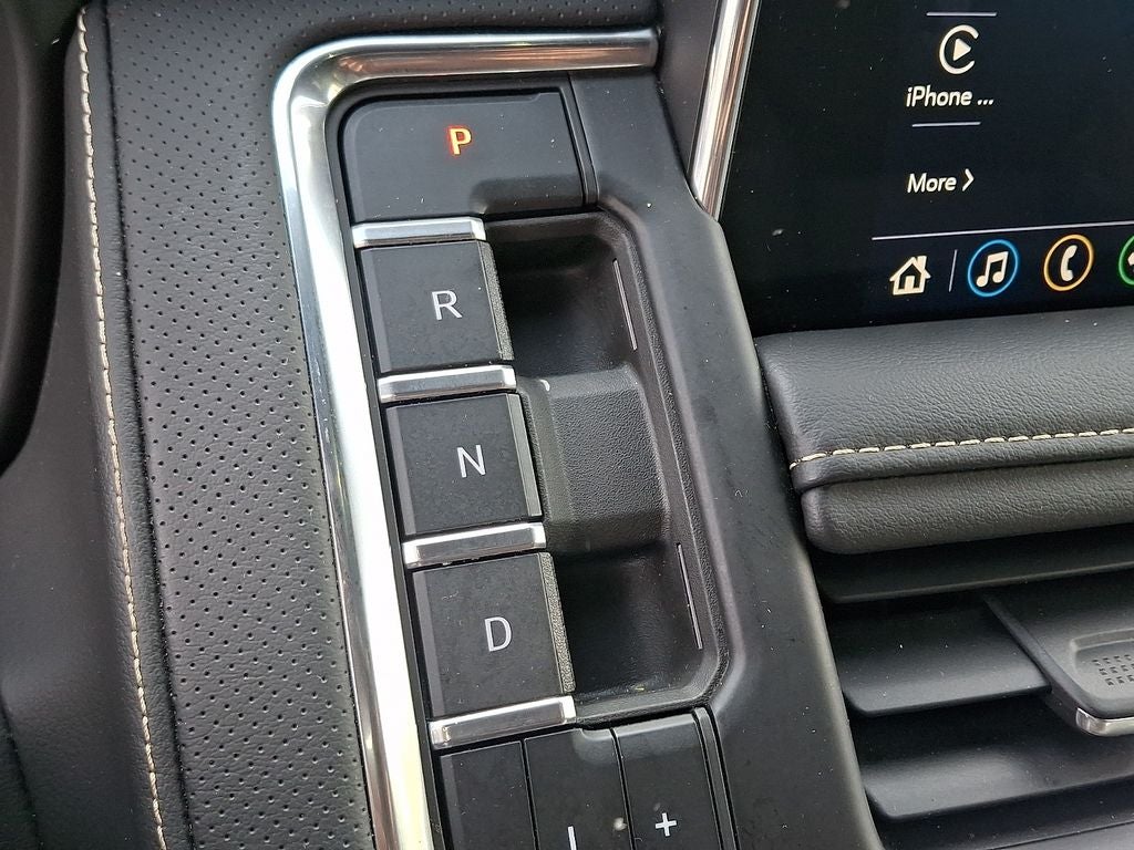 2021 GMC Yukon SLT BASE