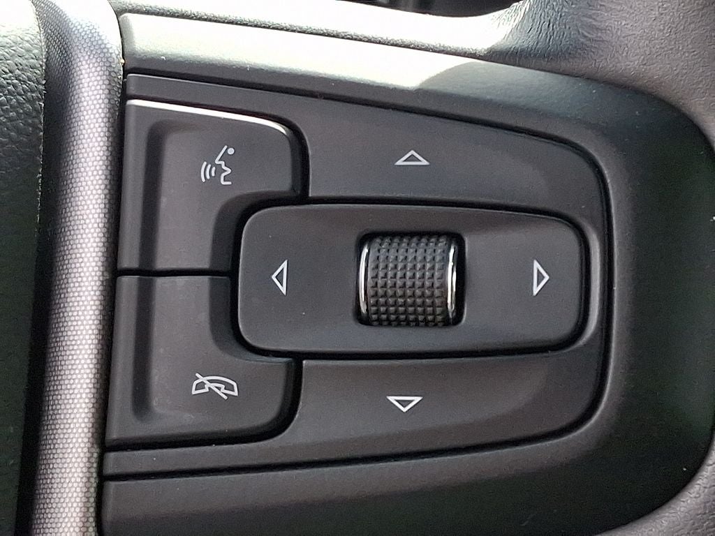2021 GMC Yukon SLT BASE