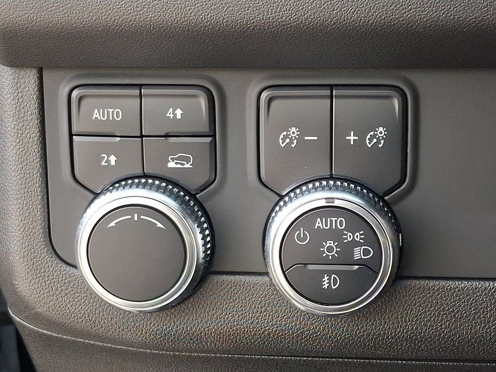 2021 GMC Yukon SLT BASE