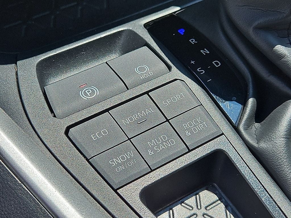 2025 Toyota RAV4 XLE XLE WEATHER PKG