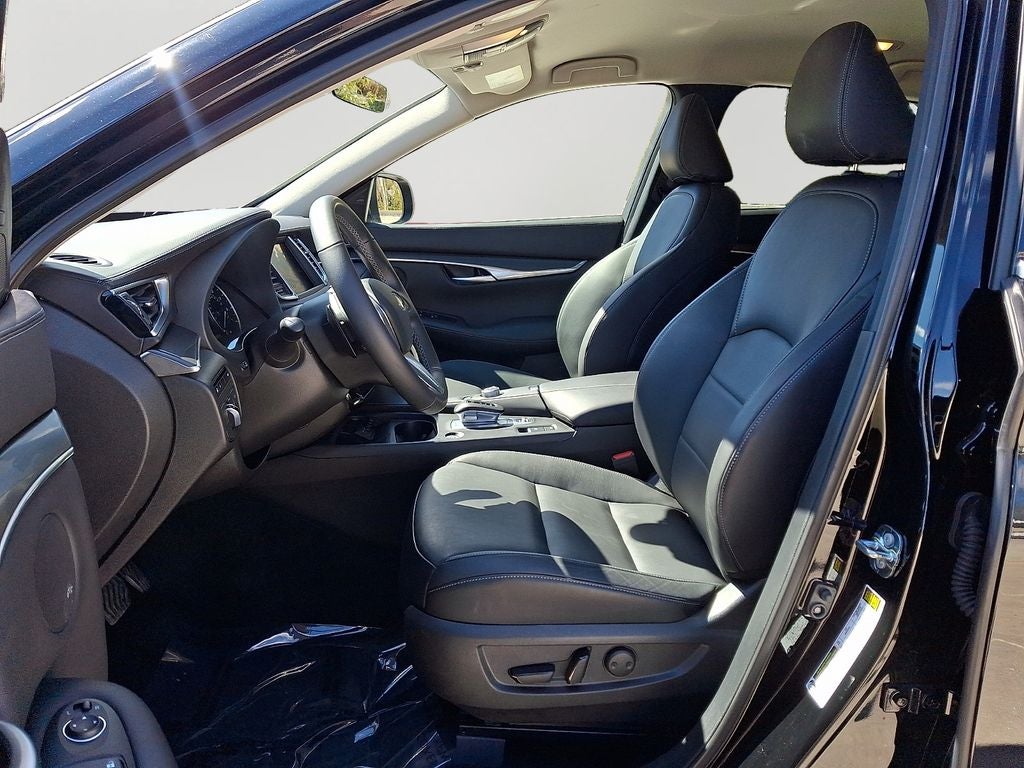 2025 INFINITI QX50 PURE BASE