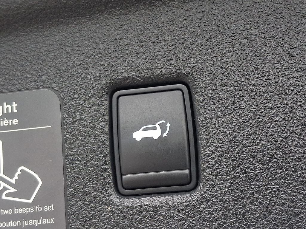 2022 INFINITI QX50 LUXE