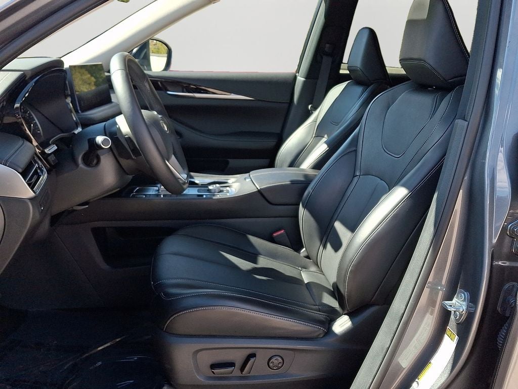 2025 INFINITI QX60 PURE CARGO PKG