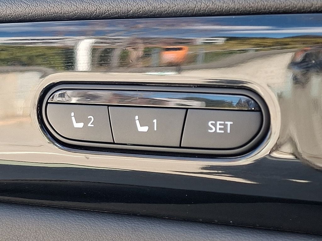 2025 INFINITI QX60 PURE CARGO PKG