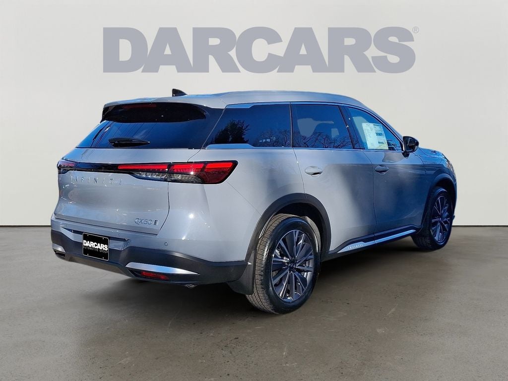 2026 INFINITI QX60 LUXE BLIND SPOT WARNING