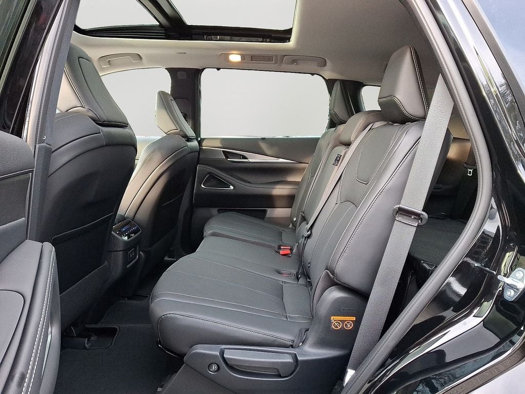 2026 INFINITI QX60 LUXE BLIND SPOT WARNING