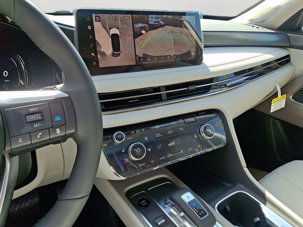 2026 INFINITI QX60 LUXE