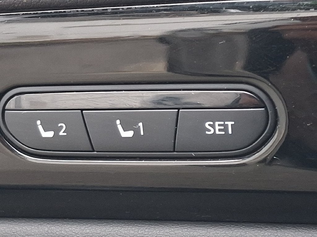 2022 INFINITI QX60 PURE