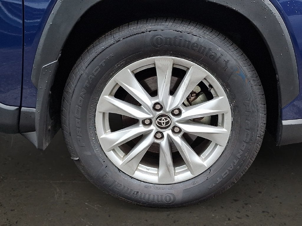 2023 Toyota Corolla Cross LE