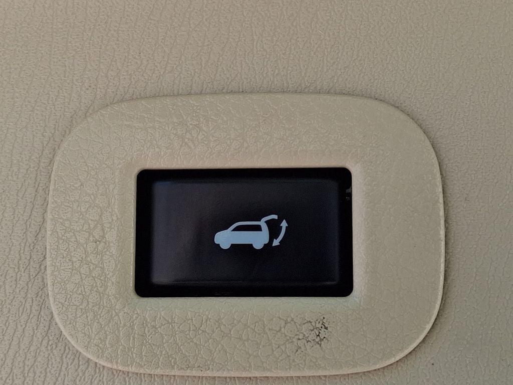 2022 INFINITI QX80 LUXE CARGO PKG