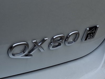 2027 INFINITI QX80 LUXE
