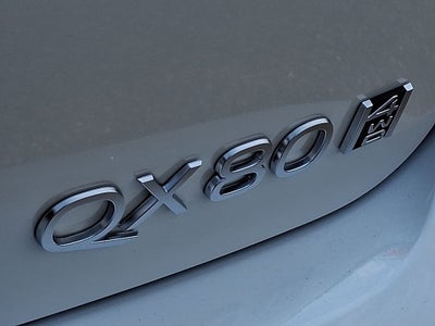 2027 INFINITI QX80 LUXE