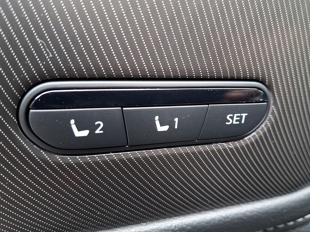 2026 INFINITI QX80 LUXE CARGO PKG