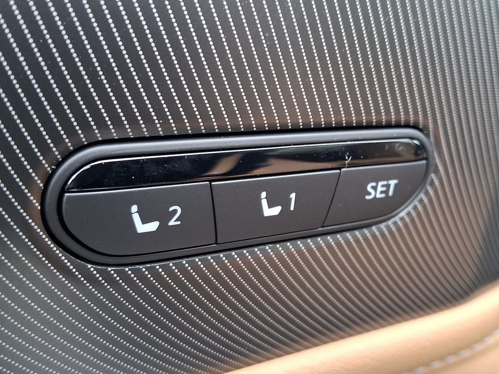 2026 INFINITI QX80 LUXE CARGO PKG
