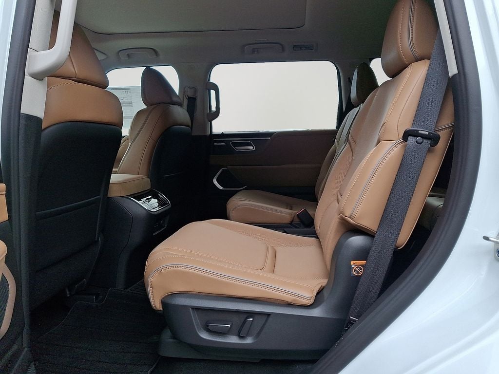 2026 INFINITI QX80 LUXE CARGO PKG