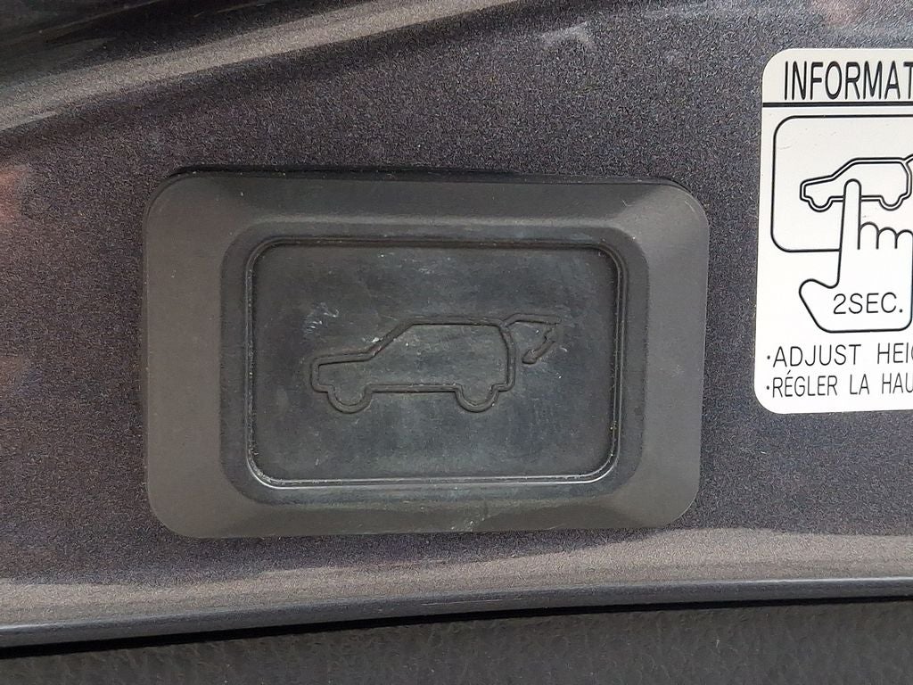 2016 Toyota RAV4 Hybrid Limited PROTECTION PKG