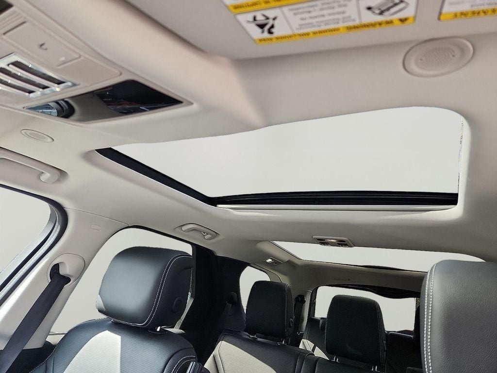 2024 Land Rover Discovery S BASE