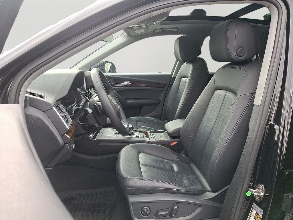 2020 Audi Q5 45 Premium Plus quattro