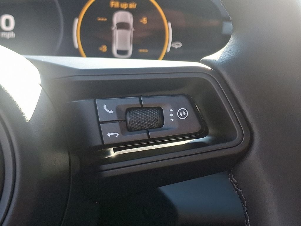 2024 Porsche Macan Base - Photo 23