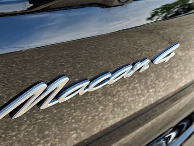 2024 Porsche Macan Electric 4