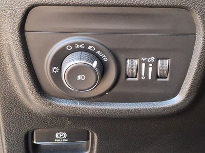 2022 Jeep Grand Cherokee Limited BASE