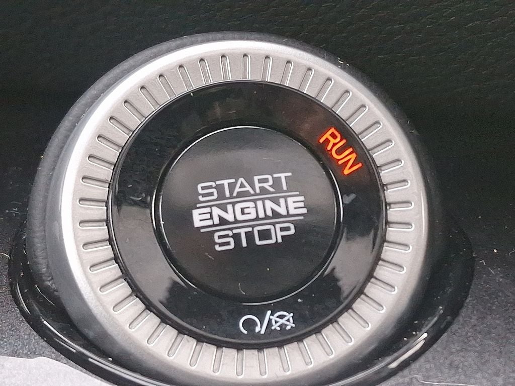 2024 Jeep Wagoneer Base