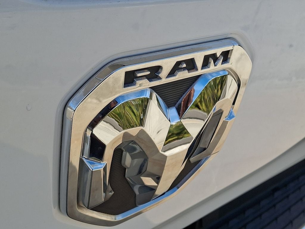2021 RAM 1500 Big Horn/Lone Star SPORT APPEARANCE PACKAGE