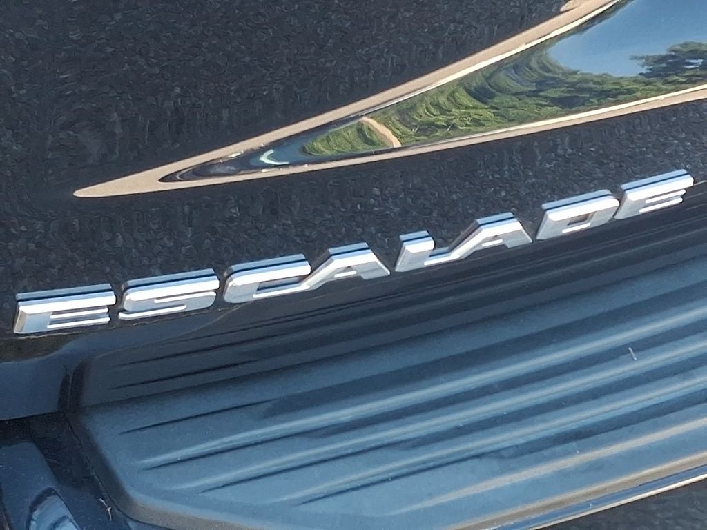 2023 Cadillac Escalade Sport BASE
