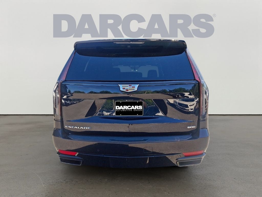 2023 Cadillac Escalade Sport BASE