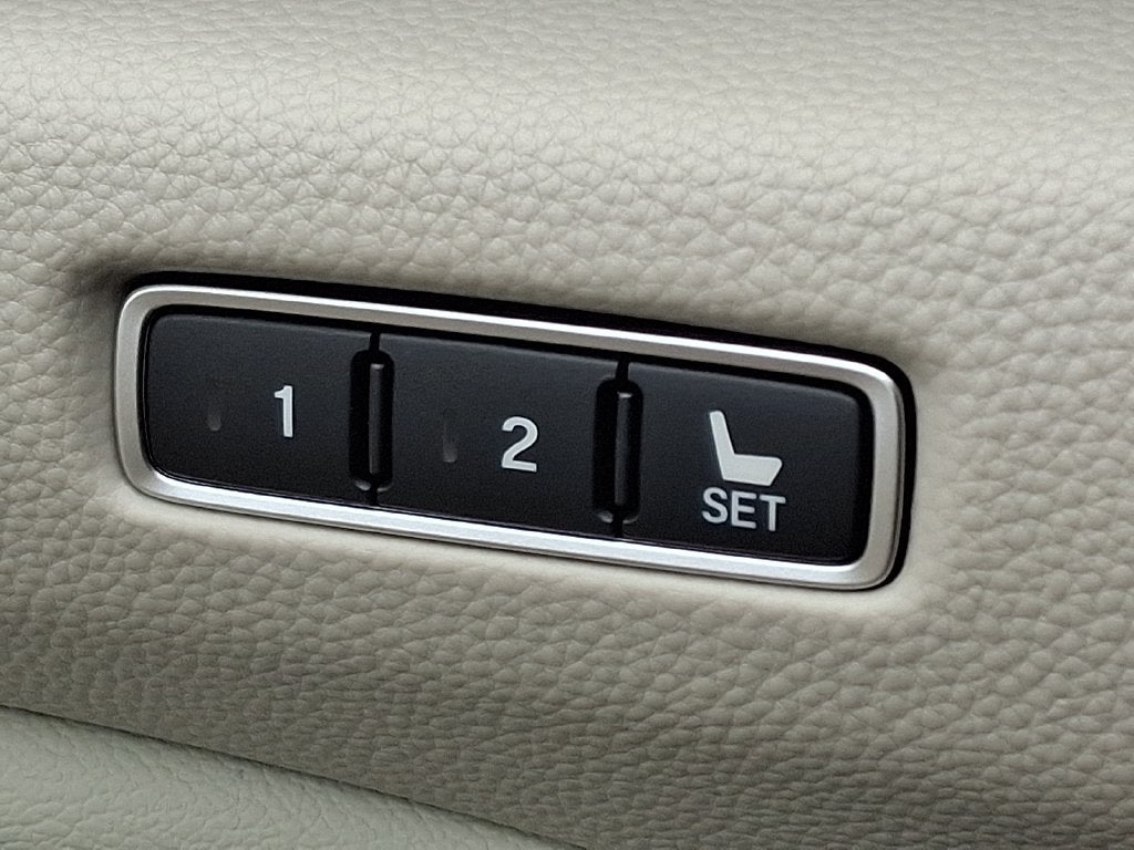 2018 Honda Accord EX-L 2.0T BASE