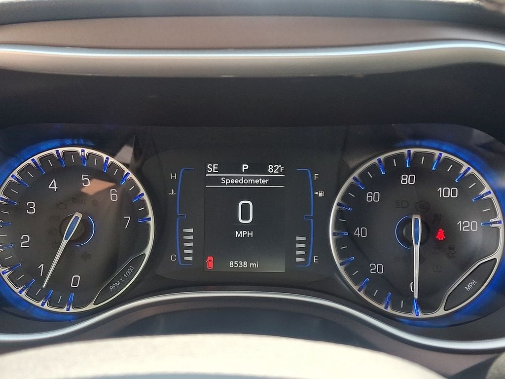 2024 Chrysler Voyager LX