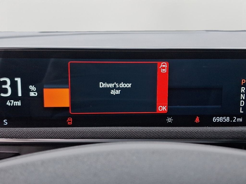 2022 Ford Mustang Mach-E Select