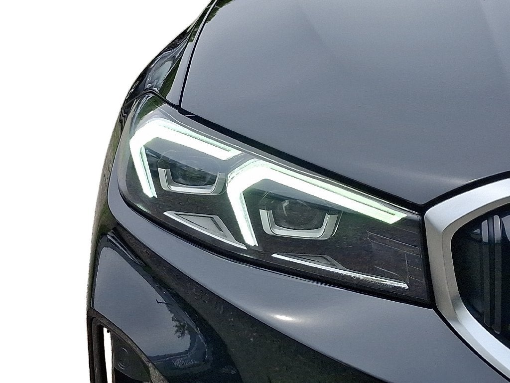 2026 BMW 3 Series 330i xDrive PREMIUM PACKAGE