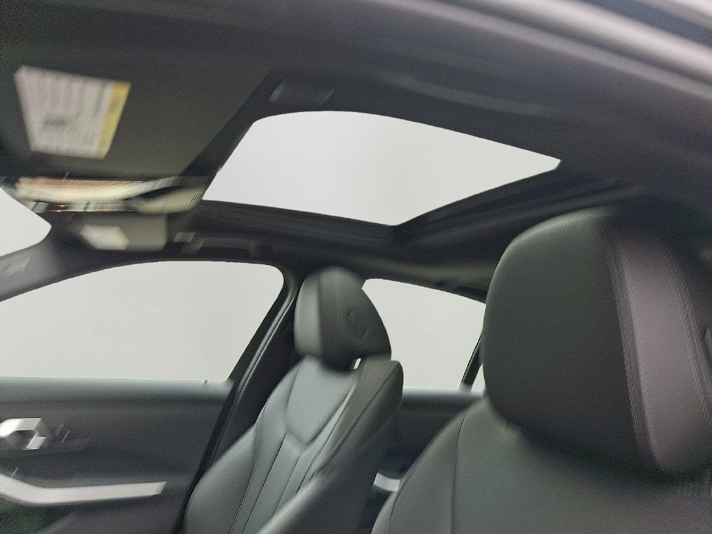 2026 BMW 3 Series 330i xDrive PREMIUM PACKAGE