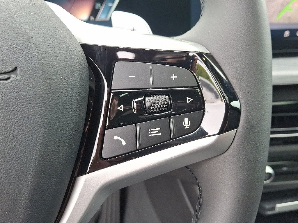 2026 BMW 3 Series 330i xDrive PREMIUM PACKAGE