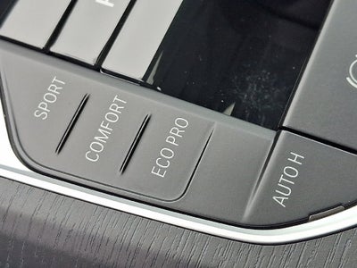 2026 BMW 3 Series 330i xDrive PREMIUM PACKAGE