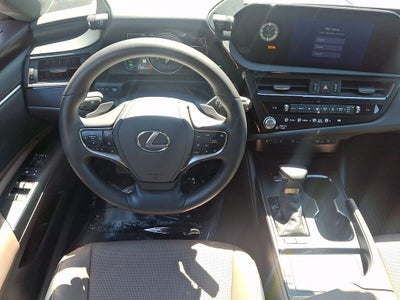 2025 Lexus ES 300h 300h
