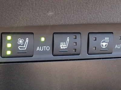 2025 Lexus ES 300h 300h