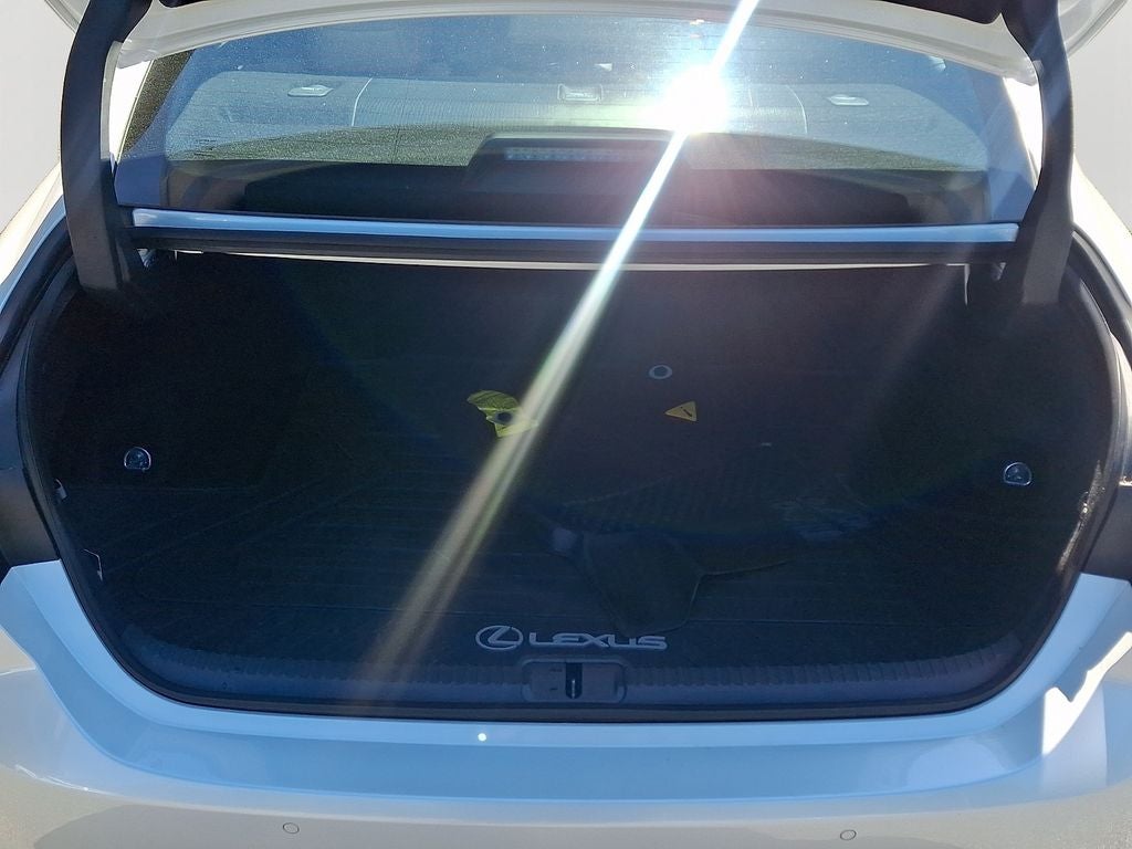 2025 Lexus ES 300h 300h