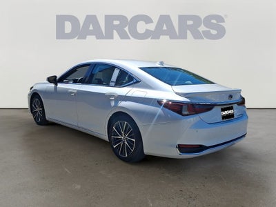 2023 Lexus ES 300h 300h