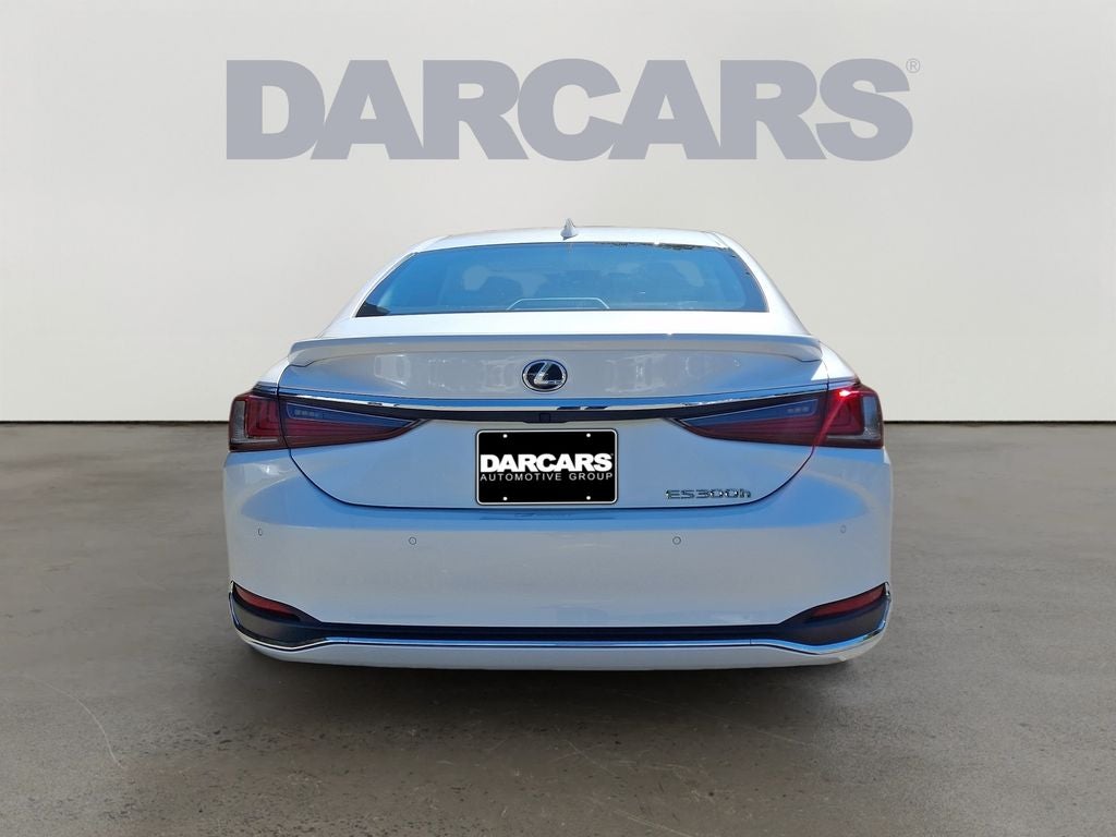 2023 Lexus ES 300h 300h