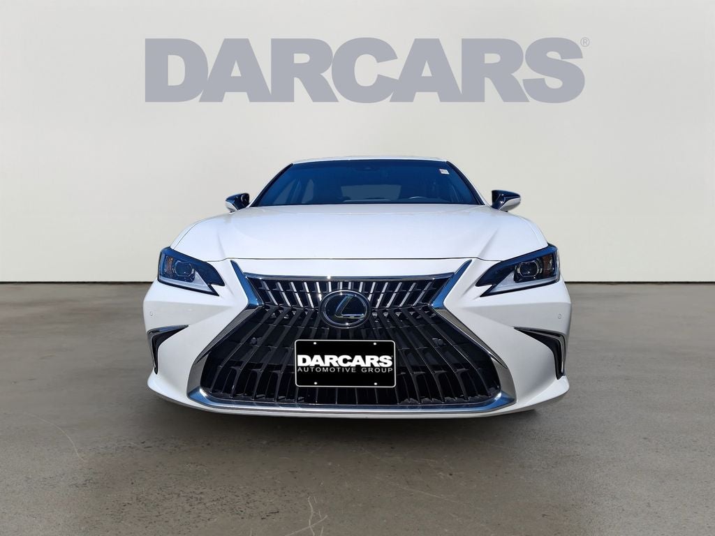 2025 Lexus ES 300h 300h
