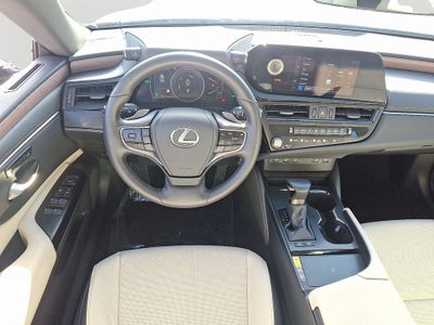 2025 Lexus ES 300h 300h