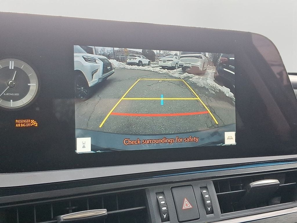 2023 Lexus ES 300h 300h