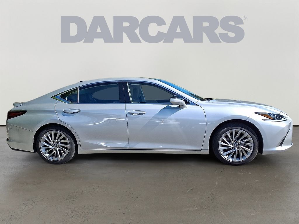 2020 Lexus ES 350 Luxury 350 Luxury REAR SPOILER, LUXURY PACKAGE