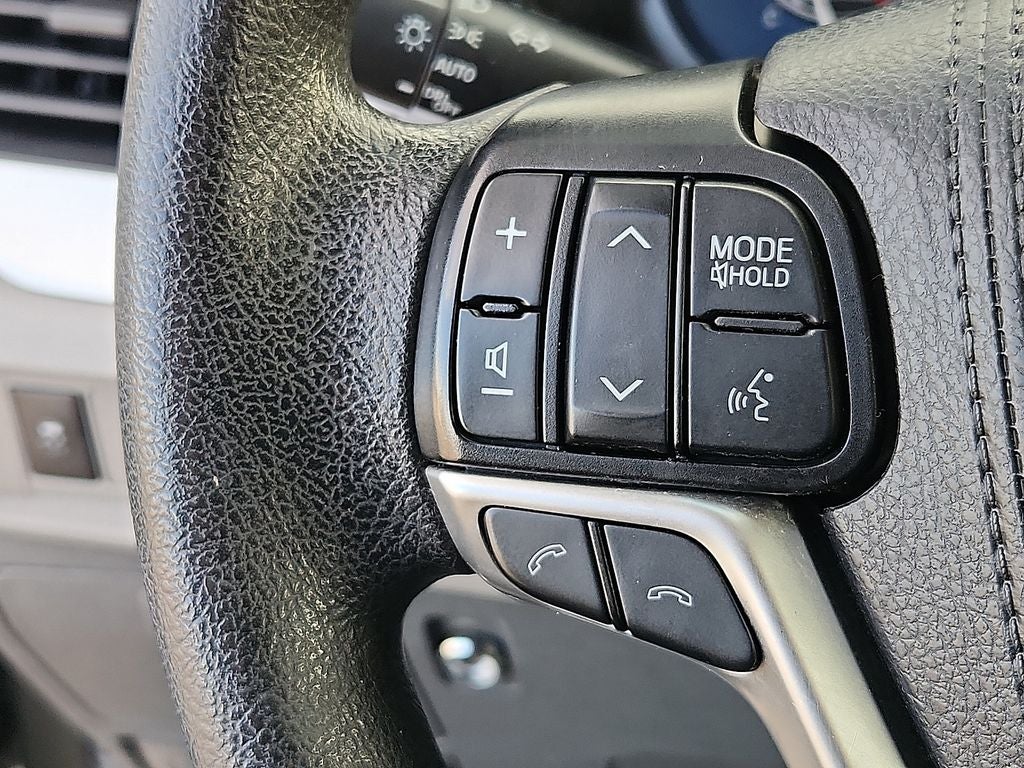 2020 Toyota Sienna L 7 Passenger